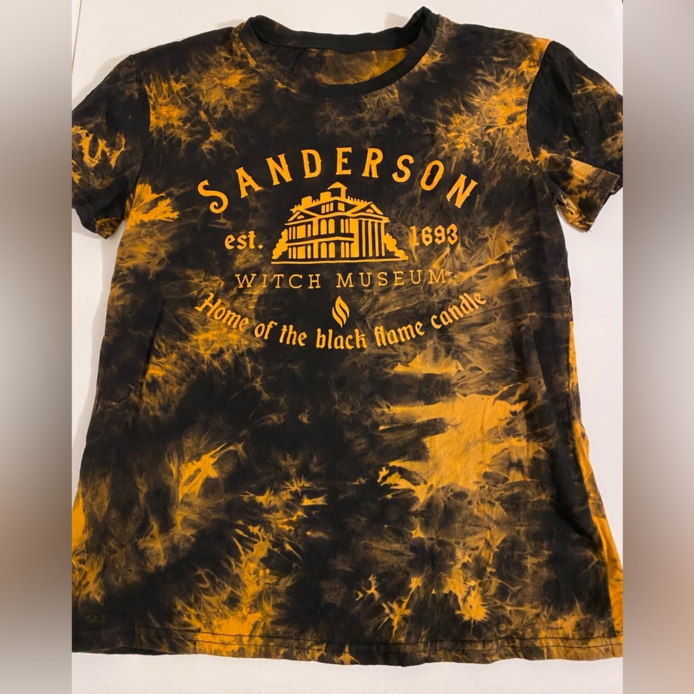 Halloween Tee | Sanderson Museum | Hocus Pocus Inspired Tee